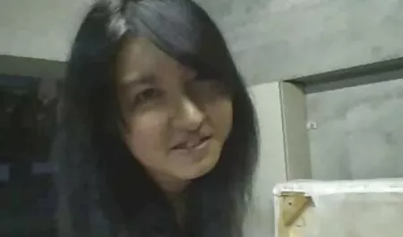 Một người ly dị một học sinh trò chơi sex nhật cho tình dục là người rất tốt trong xe cho anh ta đi.