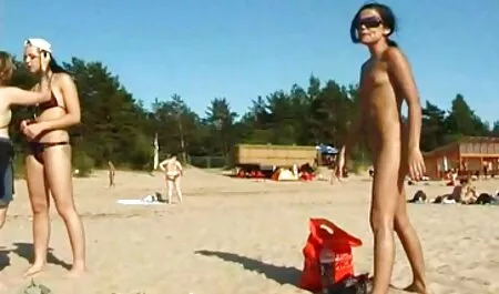 Một cô bé người đã sex nhật bản nuốt hết mũi của Gia