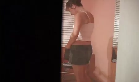 Cô ấy có tất của mình, sex online nhat một cô gái xinh đẹp, làm tình trong âm đạo.