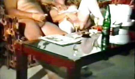 Khó coi phim sex người nhật Nắm tay đôi tình nhân cho một gái.
