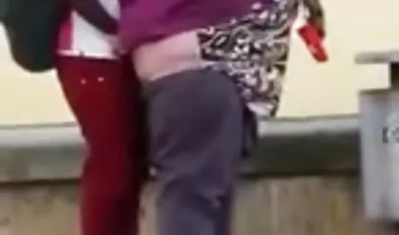 Trong khi cha sex cong so nhat ban mẹ không có ở nhà, các chị em chà chim của họ.