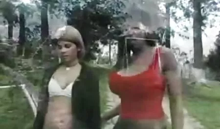 Nga, các cặp đôi, phim sex nhat ban me ke chơi video của họ