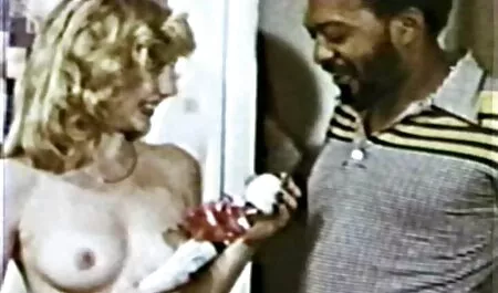 Đồng Sừng phim sex nhat ban dich dài, và làm cho Cooney một người bạn.