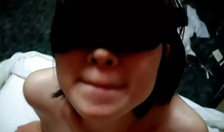 Hai sex loan lua nhat ban bạn gái trong quần da đánh người đàn ông