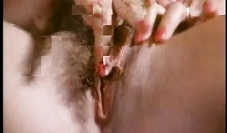 Trong một hộp đêm sex ban nhat Victoria có thể lưu thông.