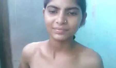 Những tên hiếp dâm tấn công các sex hay không che nhật bản cô gái tóc vàng và cô ấy tan nát trái tim.