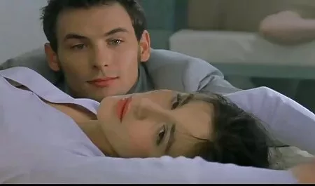 Người đưa thư tình phim sex nhat ban vo chong của cô ấy hai lần.