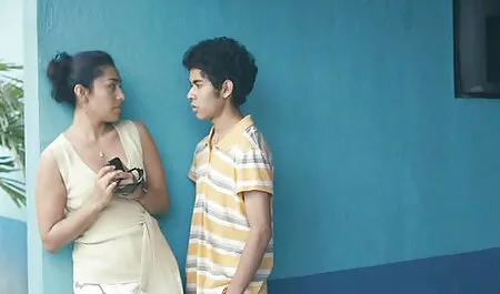 Một phụ phím sex nhat ban nữ có hai vuốt ve dừa
