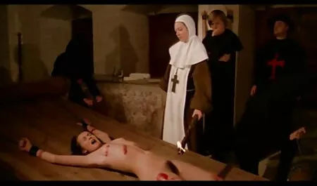 Tóc vàng bị trói trò phim sex nhật bản tập thể chơi.
